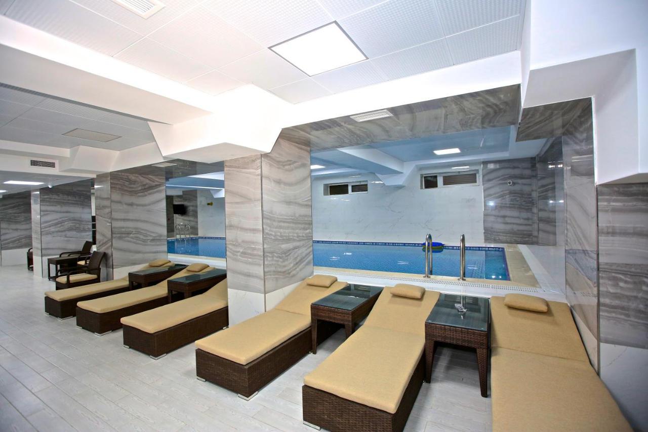 Rusel Park Hotel Baku Exterior photo